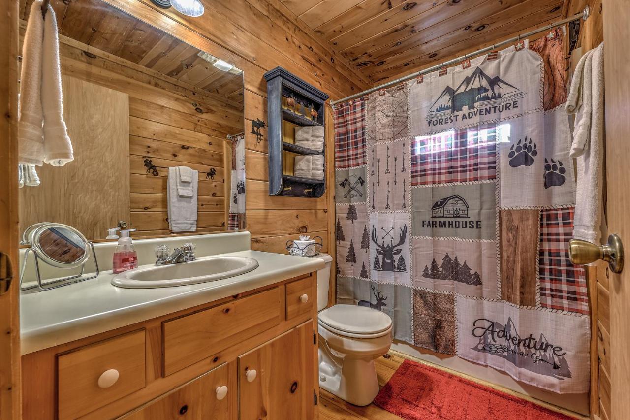 Golden Eagle Ga Cabin - Hot Tub, Firepit & Fast Wifi Блу-Ридж Экстерьер фото
